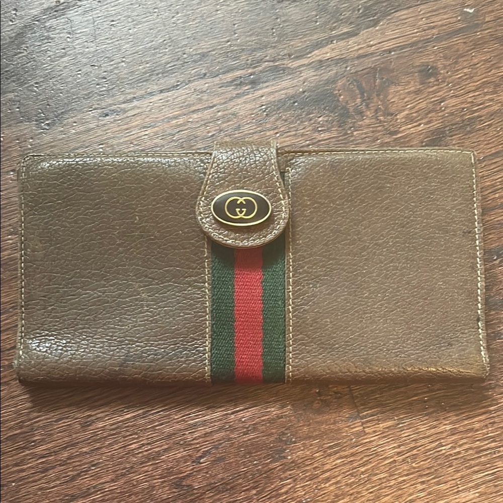 Vintage Gucci Brown Leather Wallet with Red and Green Stripe
